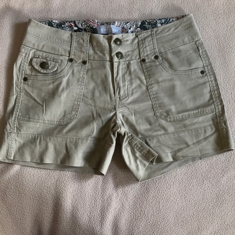 One 5 One Women’s Shorts